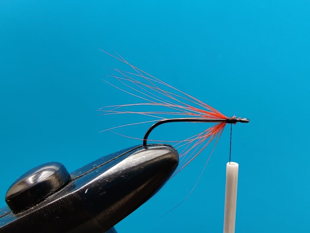 Tying a simple sea trout single step 2